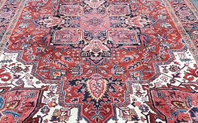 Heriz - Carpet - 360 cm - 250 cm