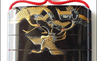 Inro japanese three cases - lacquer Sagemono Netsuke - Tsuru design - Edo period