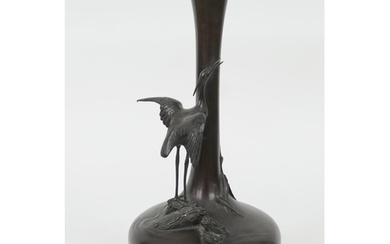Japanese bronze vase, Meiji (1868-1912), bottle form with sl...