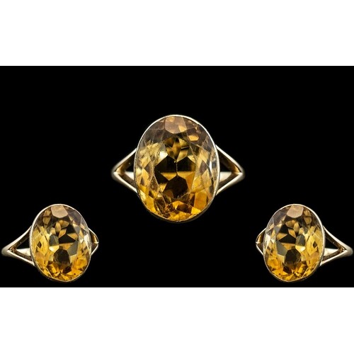 Ladies - Attractive 14ct Gold Single Stone Citrine Set Ring....