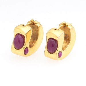 Ladies' Vintage Italian Gold and Ruby Pair of Earrings