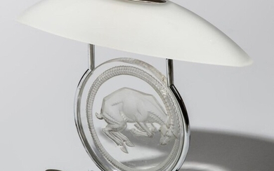 Lalique Art Deco "Belier" art glass lamp