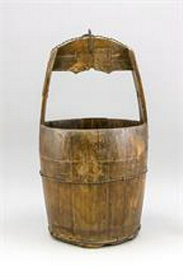 Large Wooden vessel, China, 19th century, barrel-shape