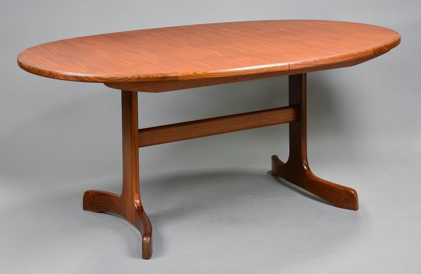 Oval Mid Century Teak Dining Table By G-Plan