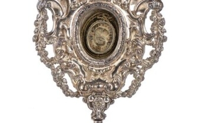 Reliquaire italien en argent - Naples 1785base circulaire décorée de feuilles et d'une croix, la...