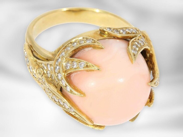Ring: imaginatively crafted yellow gold ring with angel skin coral and diamonds, total approx. 1.6ct, 14K gold