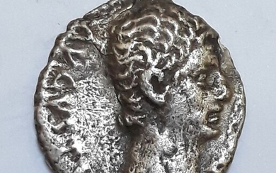 Roman Empire - AR Denarius, Augustus (27 BC-AD 14). Lugdunum