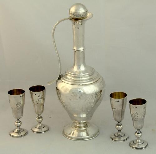 Set – 4 silver cups, Carafe.