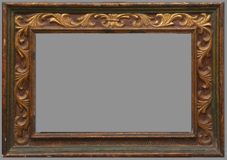 Spanish frame in carved, painted and gilt wood, 17th Century.