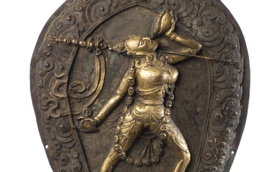 TIBET - DAÏKINI, Repoussé en cuivre doré représentant Naro Daïkini écrasant Bhairava et Kalahari, XVIIIe- XIXe