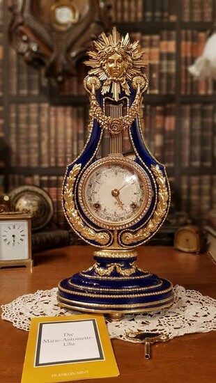 Tabletop clock - Franklin Mint - Brass, Porcelain - 20th century