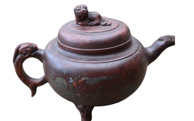 Teapot - Yixing clay - Clay - China - mid 20th century