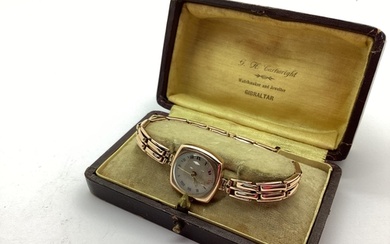 Union Horlogere; A 9ct Gold Cased Ladies Wristwatch, the sil...