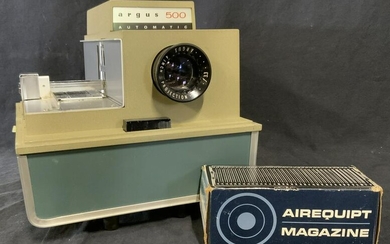 Vintage ARGUS Projector & Magazine