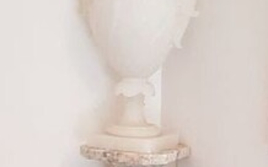 artigianato di Volterra - column with lamp worked in alabaster