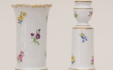 Vase und Kerzenleuchter 'Streublume' / A vase and...