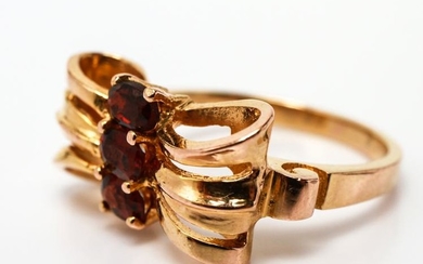 14K Yellow Gold Ribbon Motif Ring with Garnets