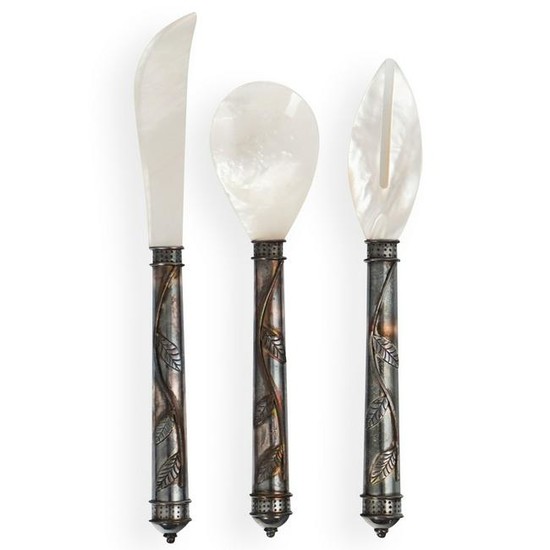(3 Pc) Sterling & Mother of Pearl Caviar Utensils