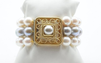 3-row pearl bracelet (11/12.5 mm) with 18 ct yellow and white gold clasp set with 1 pearl (21 cm)