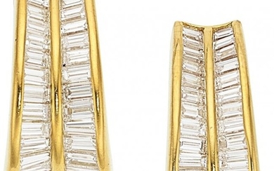 55056: Diamond, Gold Earrings, Adler The earrings fea
