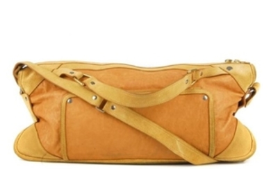 CÉLINE - a leather handbag. Crafted from beige leather