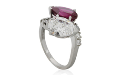 DIAMOND AND RED STONE 'TOI ET MOI' RING WITH GIA REPORT
