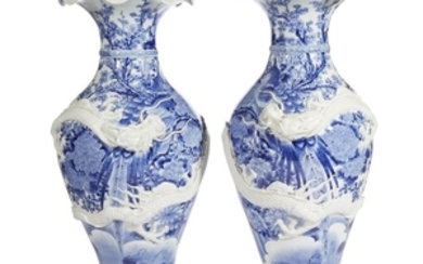 A pair of Japanese blue and white porcelain large...