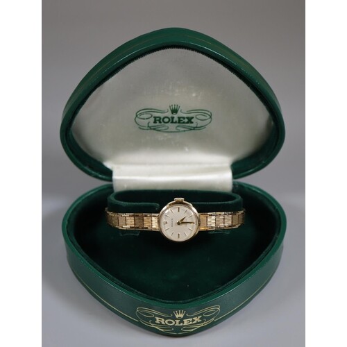 9ct gold ladies Rolex Precision bracelet wristwatch with mec...