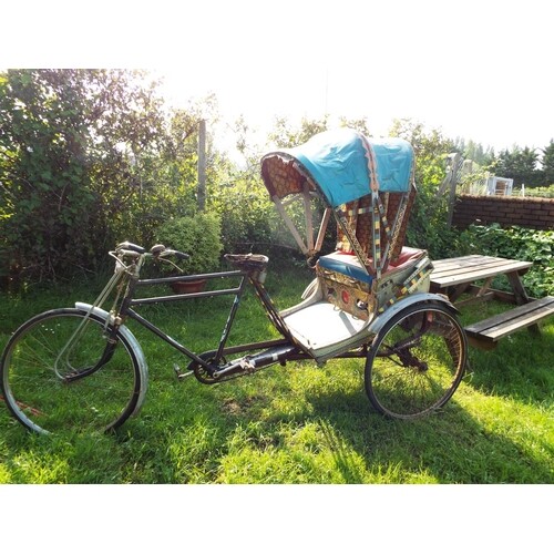 A 1982 KW Engineering works heavy duty cycle rickshaw (India...