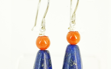 A PAIR OF OF LAPIS LAZULI AND CORAL DROP EARRINGS