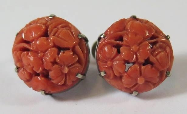 A Pair of Chinese Floral Carved Screw Back Earring mounted i...