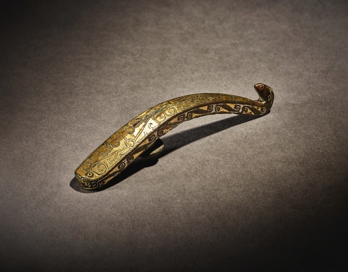 A RARE GOLD AND SILVER-INLAID BELT HOOK WARRING STATES PERIOD - HAN DYNASTY