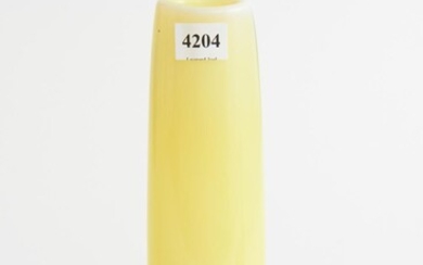 A RETRO CITRUS YELLOW OPALESCENT CASED GLASS VASE H.23CM, LEONARD JOEL LOCAL DELIVERY SIZE: SMALL