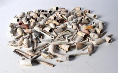 A collection of antique clay pipes (Qty).