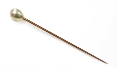 A single stone pearl stick pin