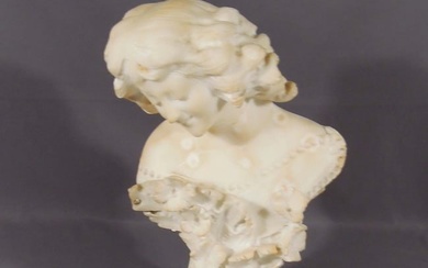 ANTIQUE HAND CARVED ITALIAN ALABASTER BUST OF WOMAN