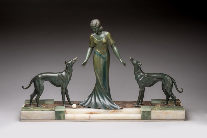 Art Deco period - Bronze sculpture with green...