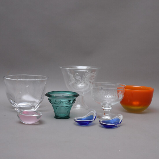 BOWLS, 8 pcs., glass, crystal & pressed glass, i.a. Pukeberg, Orrefors & Kosta.