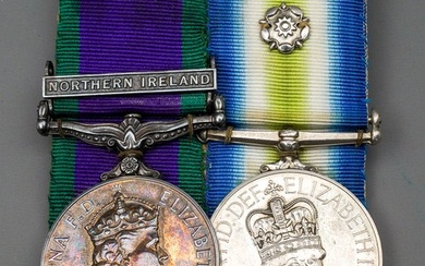 An outstanding Falklands Campaign Pair to L/Cpl Cowan 3rd B...