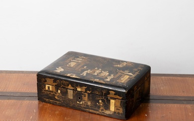 CHINE Boîte rectangulaire en bois laqué noir... - Lot 56 - Alexandre Landre Beaune