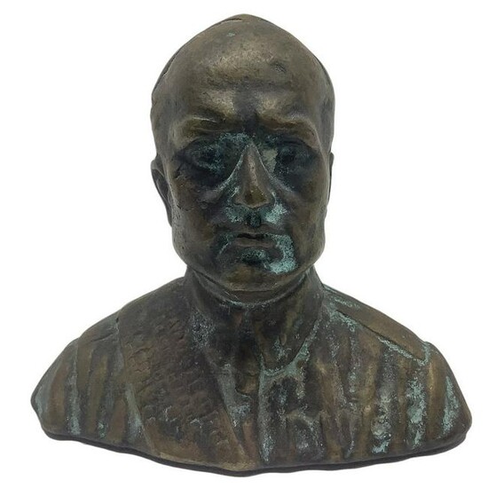 Cast bronze depicting Mussolini bust, twentieth
