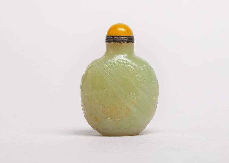Chinese Russet Jade Snuff Bottle