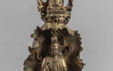 Divinità orientale in bronzo, sec.XX h.cm.36