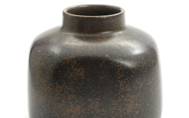 SOLD. Eva Stæhr-Nielsen: A stoneware vase, decorated with brown glaze. Signed E.St.N. Manufactured by Saxbo. H. 16 cm. – Bruun Rasmussen Auctioneers of Fine Art
