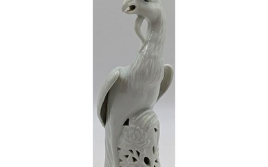 Fine Chinese Blanc De Chine Porcelain Bird Impressed Seal Mark Jinsheng Shengâ€™ é‡‘ç”Ÿç››é€ Jin