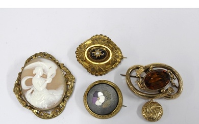 Four late 19th / early 20th century brooches to include piet...