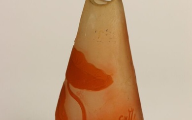 GALLE Vase en verre moulé, doublé orange... - Lot 156 - Art Valorem