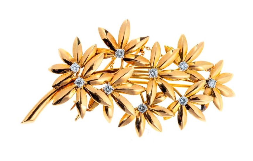 Gold flower spray brooch decorated with brilliants -...