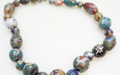 LARGE VINTAGE CHINESE CLOISONNE BEAD NECKLACE