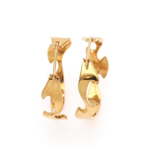NOT SOLD. Nina Koppel: A pair of 18k gold "Fusion" ear pendants. Diam. 2.7 cm. Design no. 1368A. Georg Jensen after 1945. (2) – Bruun Rasmussen Auctioneers of Fine Art